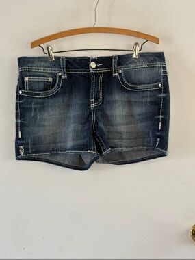 BKE Culture distressed dark wash denim shorts metallic embroidery Size 32